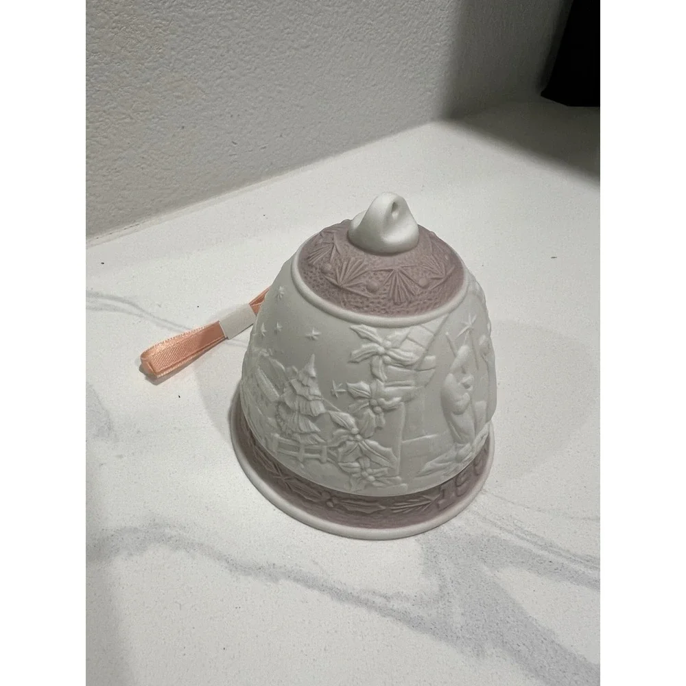 LLADRO Porcelain CHRISTMAS BELL 1991 #5803  New In Original Box Made in Spain